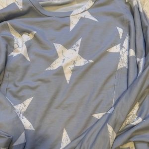 Long sleeve star top